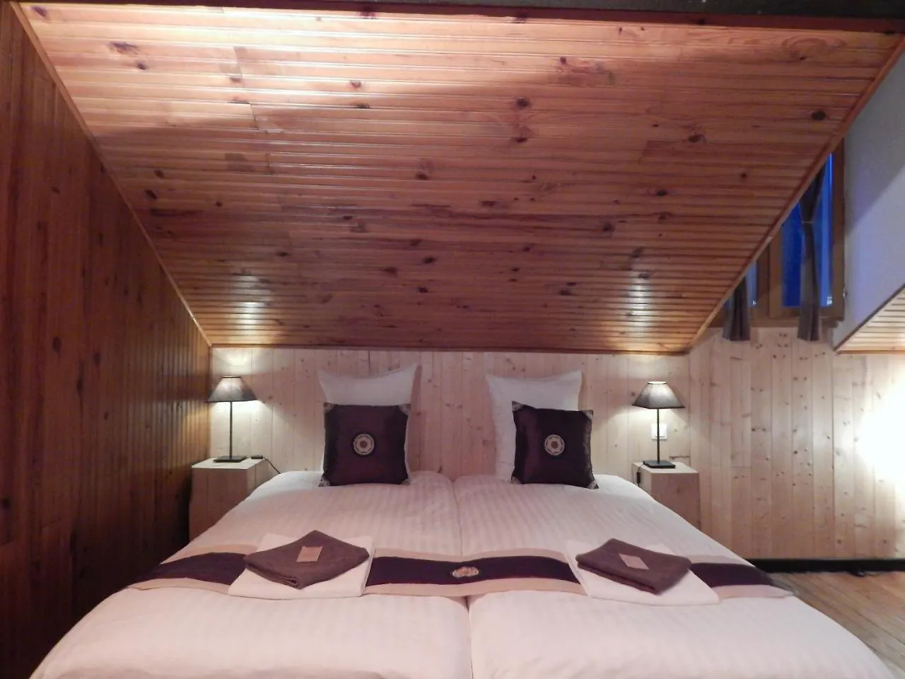 Pyrenees Emotions, Eco-Responsables, Nature, Sports Aventures Malvezie Bed & Breakfast